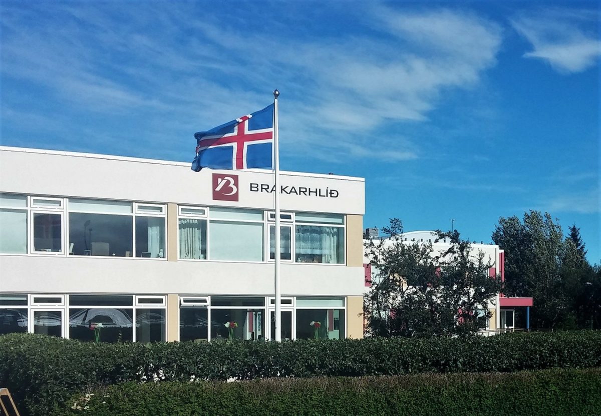 Stjórn Brákarhlíðar sendi eftirfarandi ályktun til heilbrigðisráðherra og alþing...